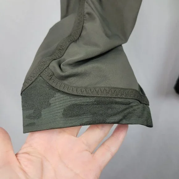 Lululemon Run for  Your Life Women's Leggings Crop Size 6 Green Mesh Rushed Camo - Picture 2 of 8